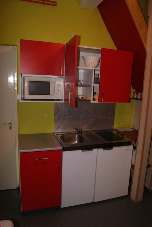 Happy Hostel Будапешт Номер фото